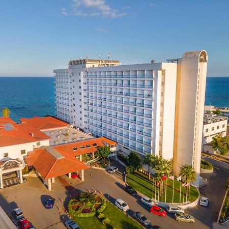 Salamis Bay Conti Resort Hotel & Casino 파마구스타 외부 사진 Aerial view of the hotel