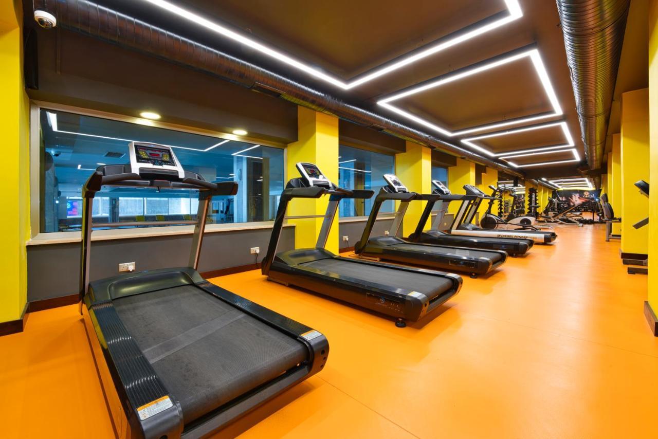 Salamis Bay Conti Resort Hotel & Casino 파마구스타 외부 사진 The gym at the hotel